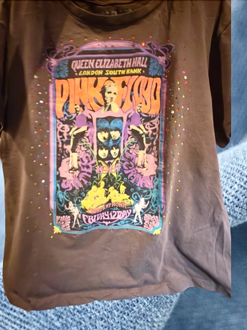Pink Floyd Band T-Shirt. 1 of a kind. Crystal rhinestones. Ptp 22”